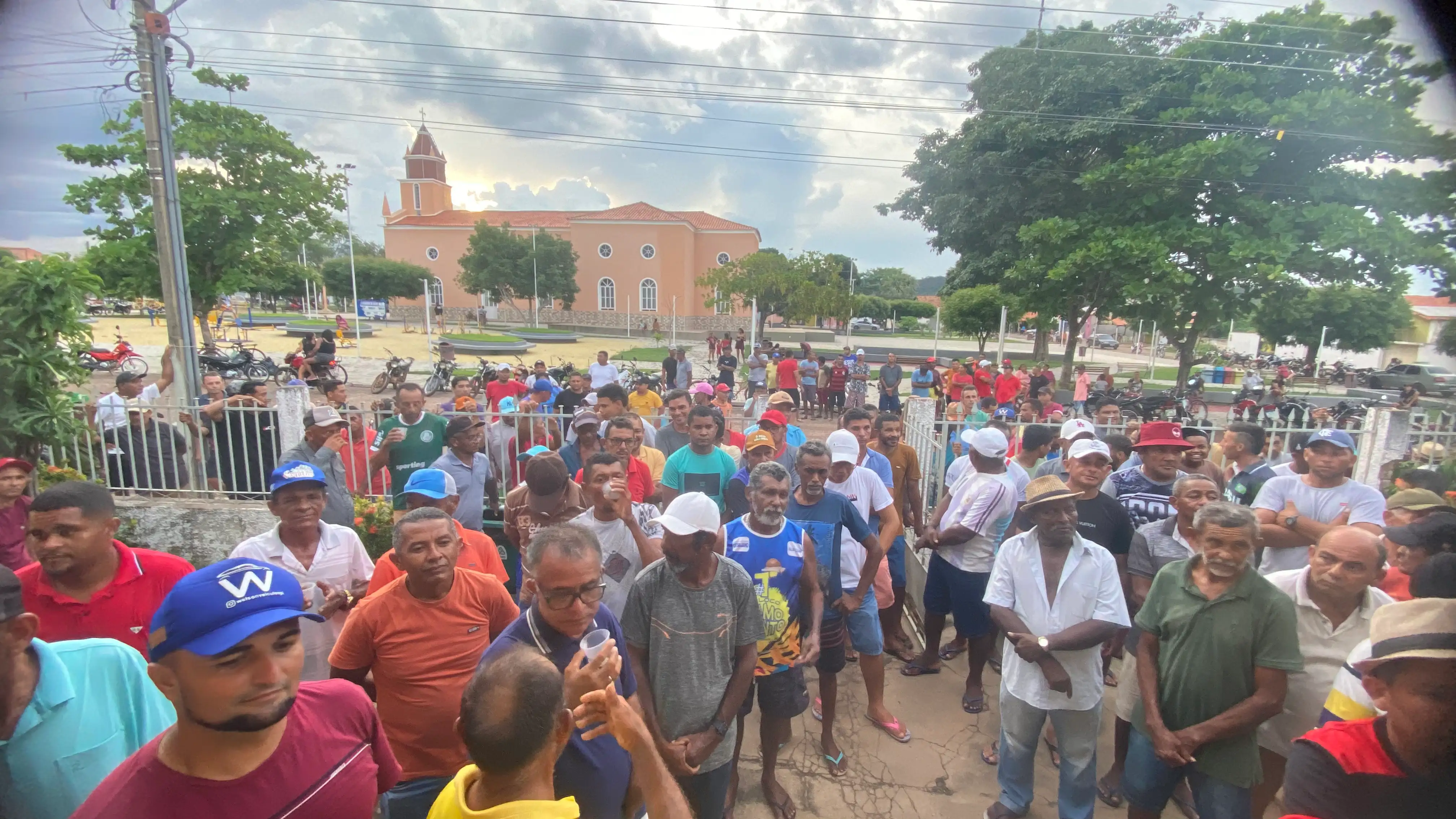 Mais de 200 trabalhadores participam da Semana Caçadeira em Beneditinos