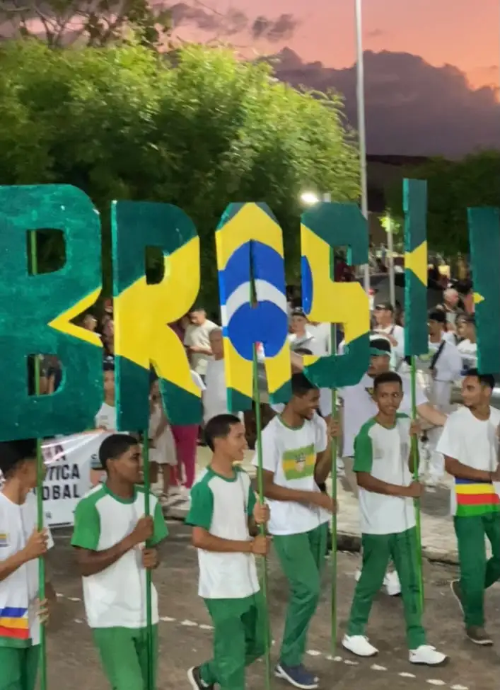 Foto 2 – Desfile Cívico de Beneditinos celebra a Independência do Brasil com homenagem às mulheres