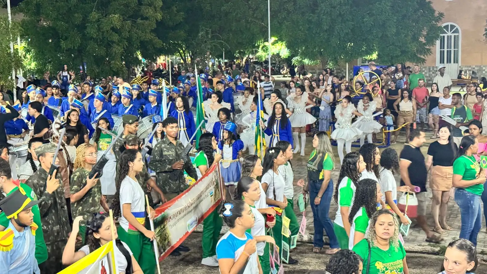 Foto 16 – Desfile Cívico celebra a Independência do Brasil em Beneditinos